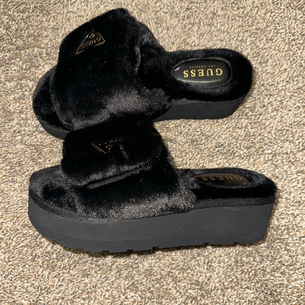 GUESS Black Faux Fur Platform Slides